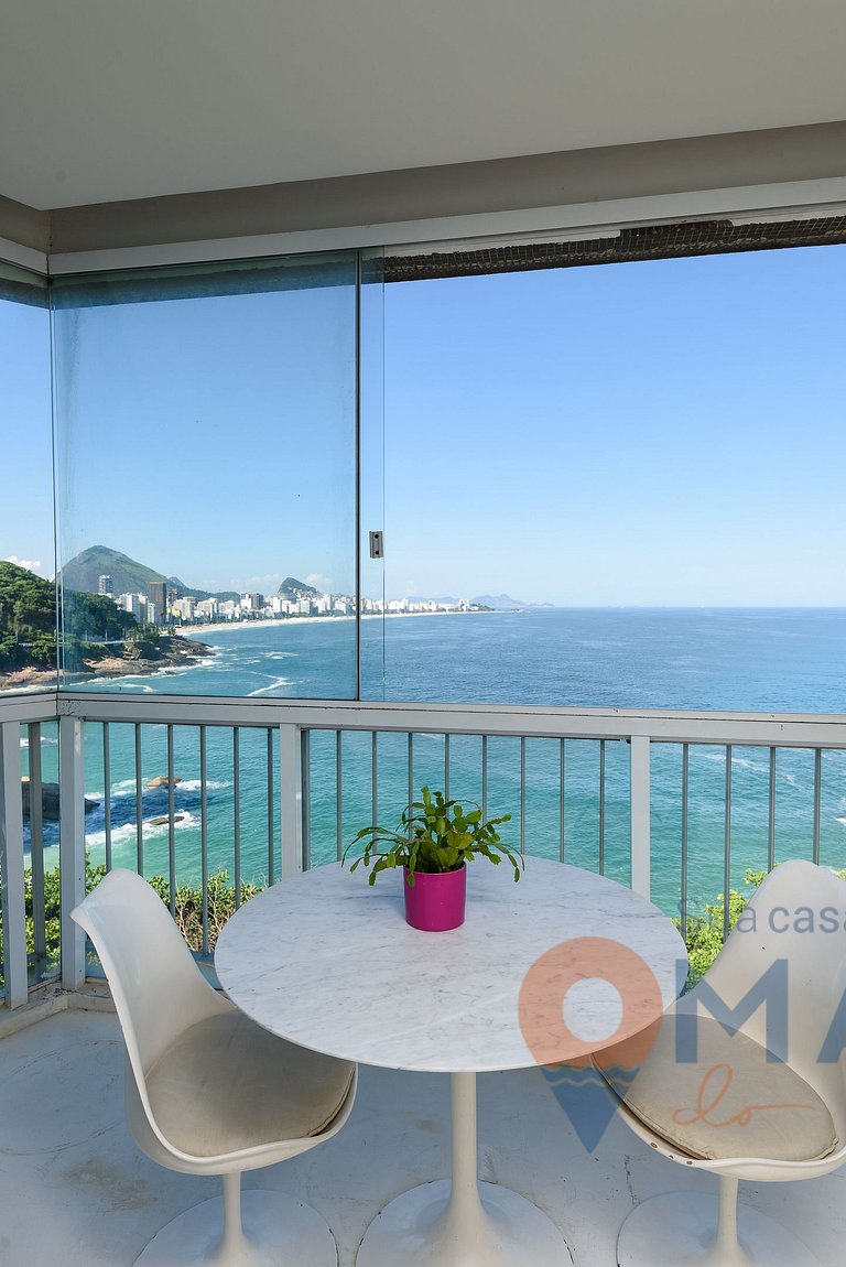 Moderno Apartamento com Vista Mar | V 90/102
