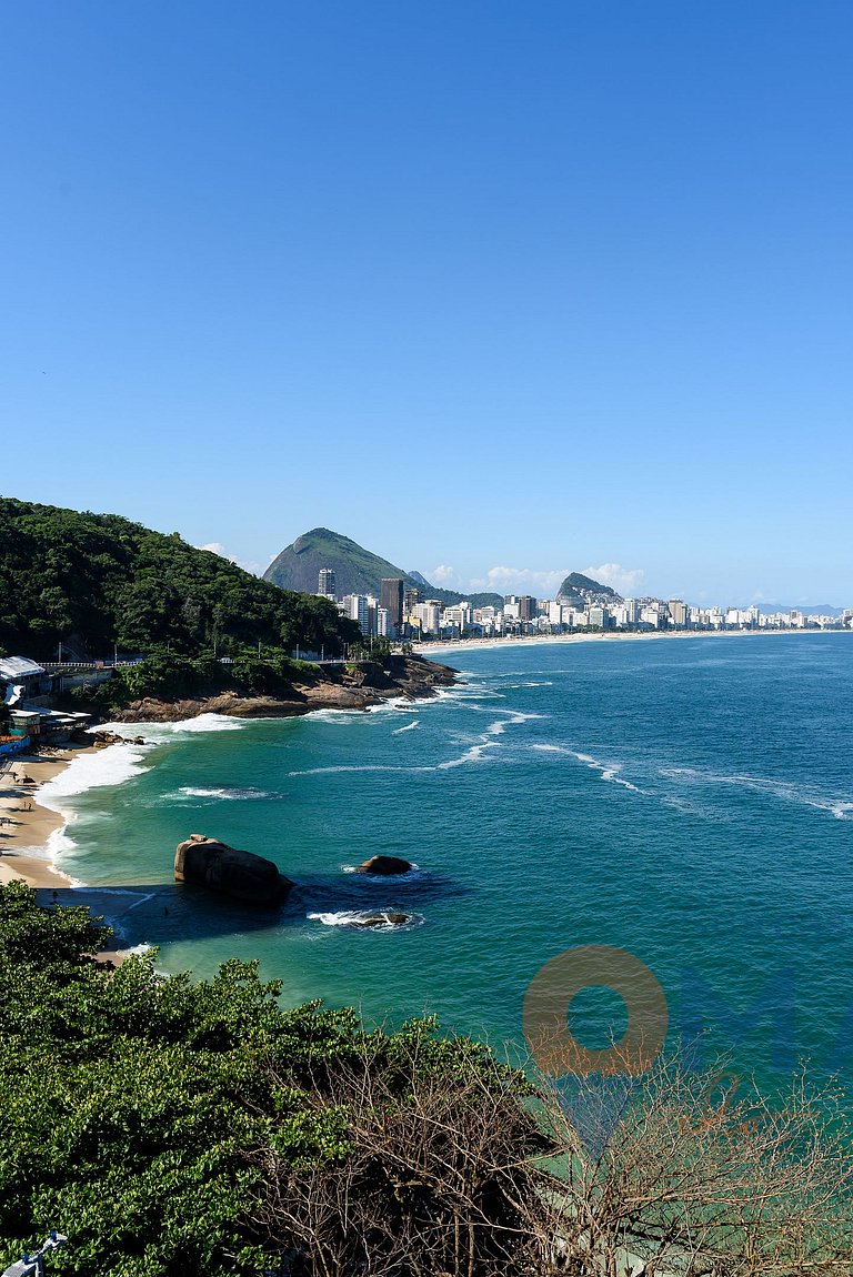 Moderno Apartamento com Vista Mar | V 90/102