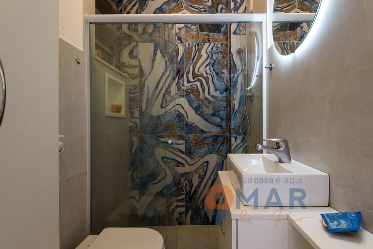Studio overlooking Christ the Redeemer | PB 316/934