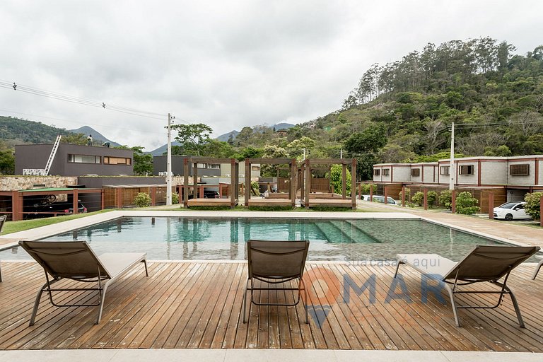 Triplex com Design Industrial em Itaipava | AIR A2