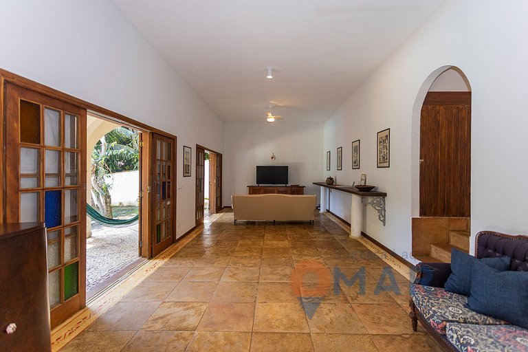 Casa de 4 BDRs c/ piscina en Búzios| Vila Italiana