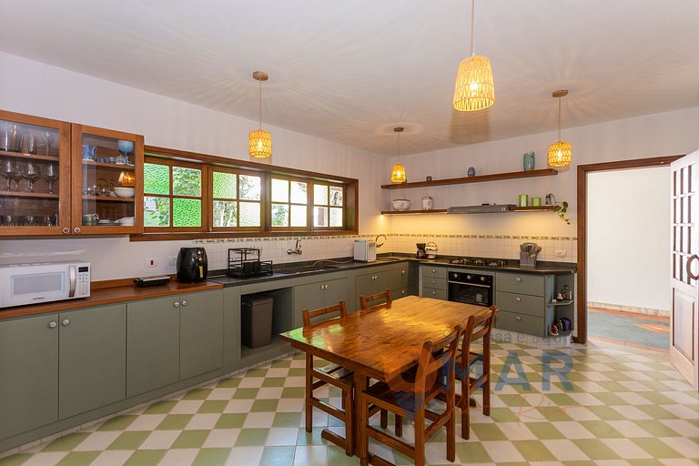 Casa de 4 BDRs c/ piscina en Búzios| Vila Italiana