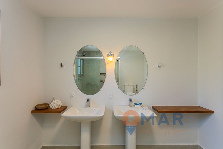 Casa de 4 BDRs c/ piscina en Búzios| Vila Italiana