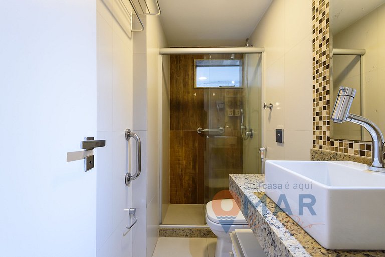 Aparthotel with Pool in Copacabana | BR 370/611