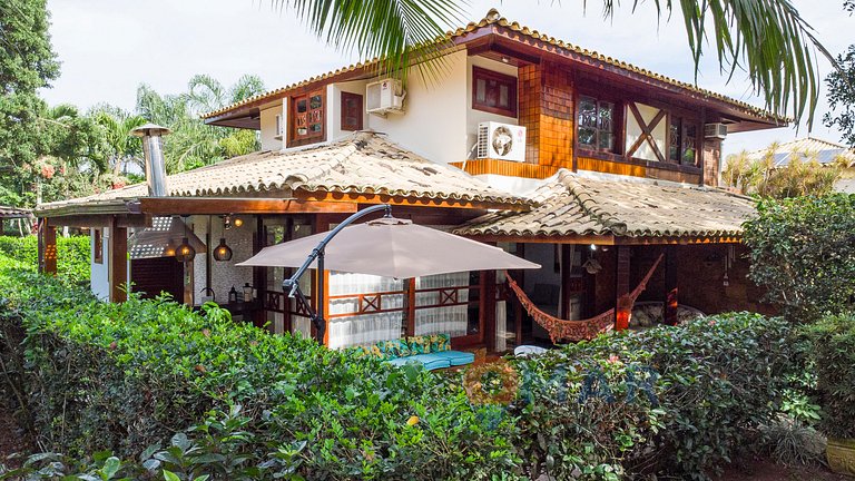 Beach House in Búzios with Gourmet Area | VF 20