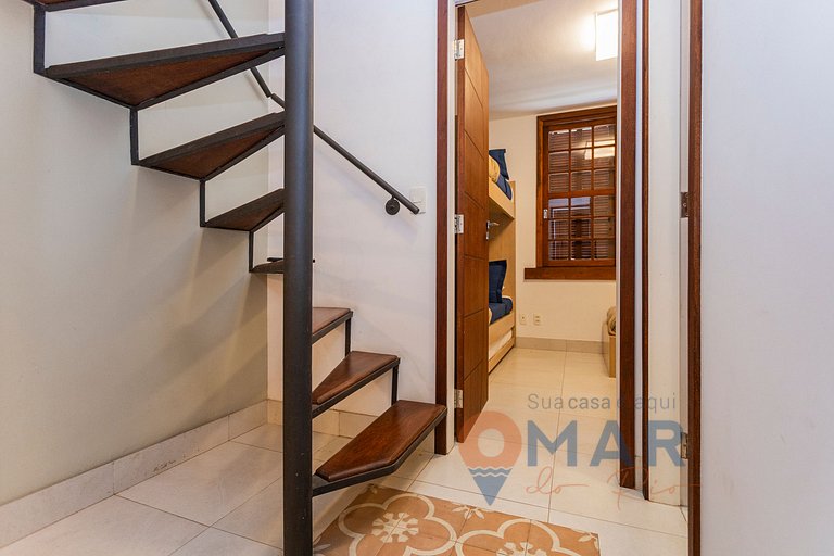 Duplex 3 Quartos com Piscina em Cabo Frio | CDI 24