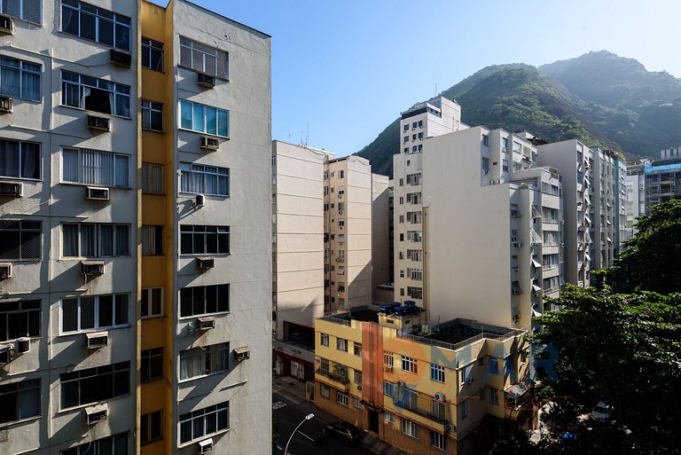 1 Bedroom 500m from Copacabana Beach | RC 44/703