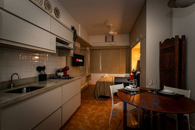 Studio 4 Minutes from Copacabana Beach | PF 78/602