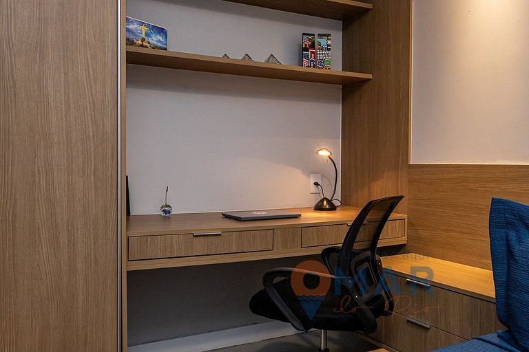Quarto e Sala com Varanda em Copacabana|MRU 05/703