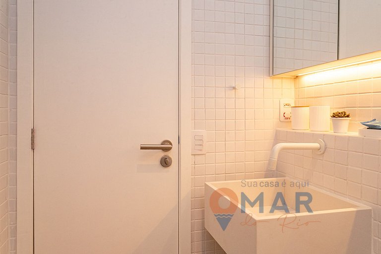 1BDR with a View of Sugarloaf Mountain |PB 316/908
