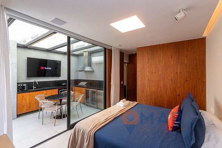 Penthouse w/ Private Pool & BBQ | CN 37/404