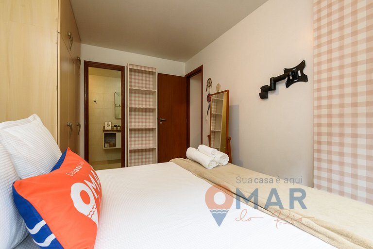 Apto em Botafogo com Piscina e Garagem| BV 80/ 407