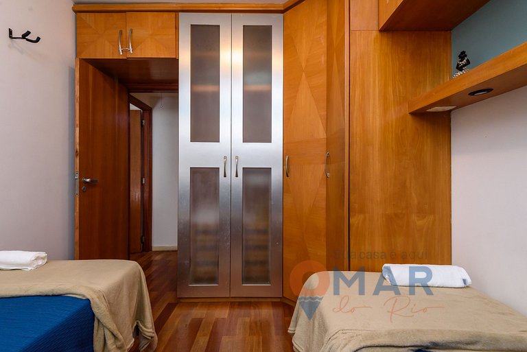 Apto em Botafogo com Piscina e Garagem| BV 80/ 407