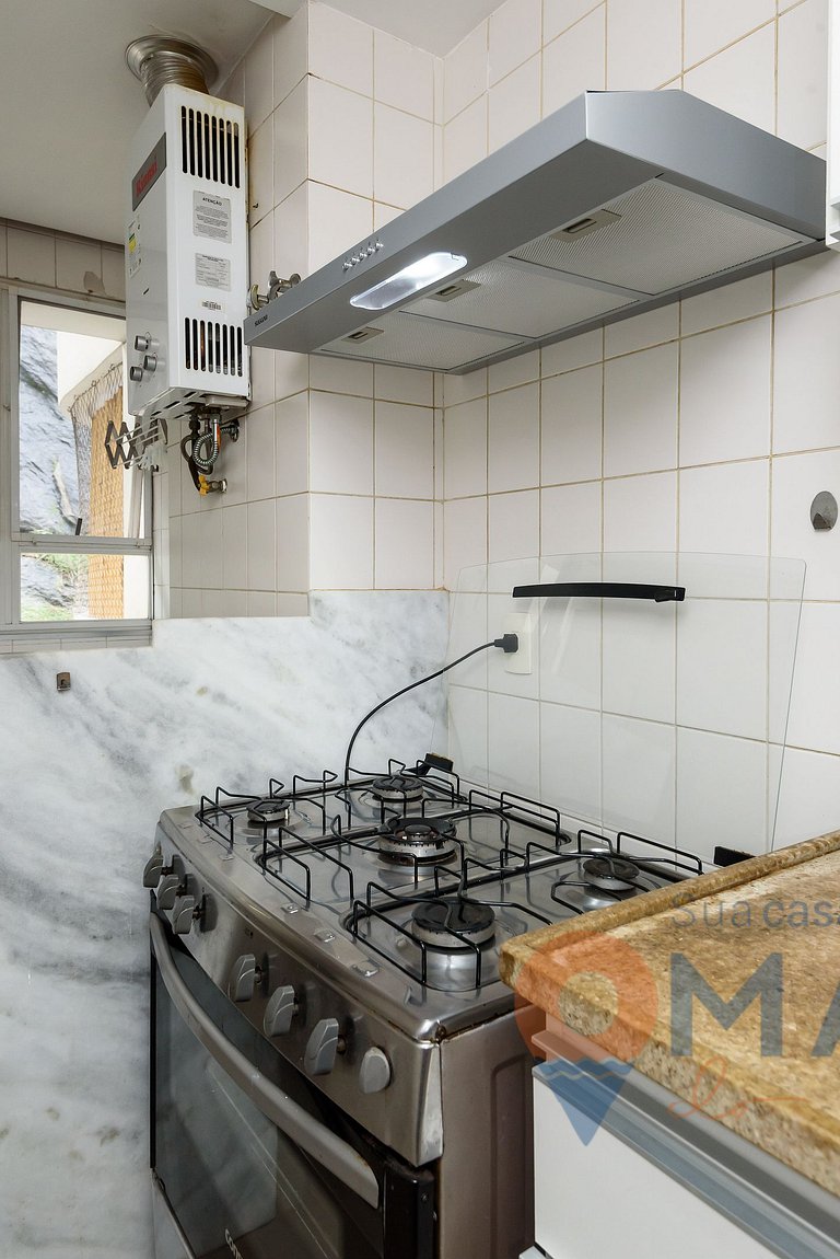 Apto em Botafogo com Piscina e Garagem| BV 80/ 407
