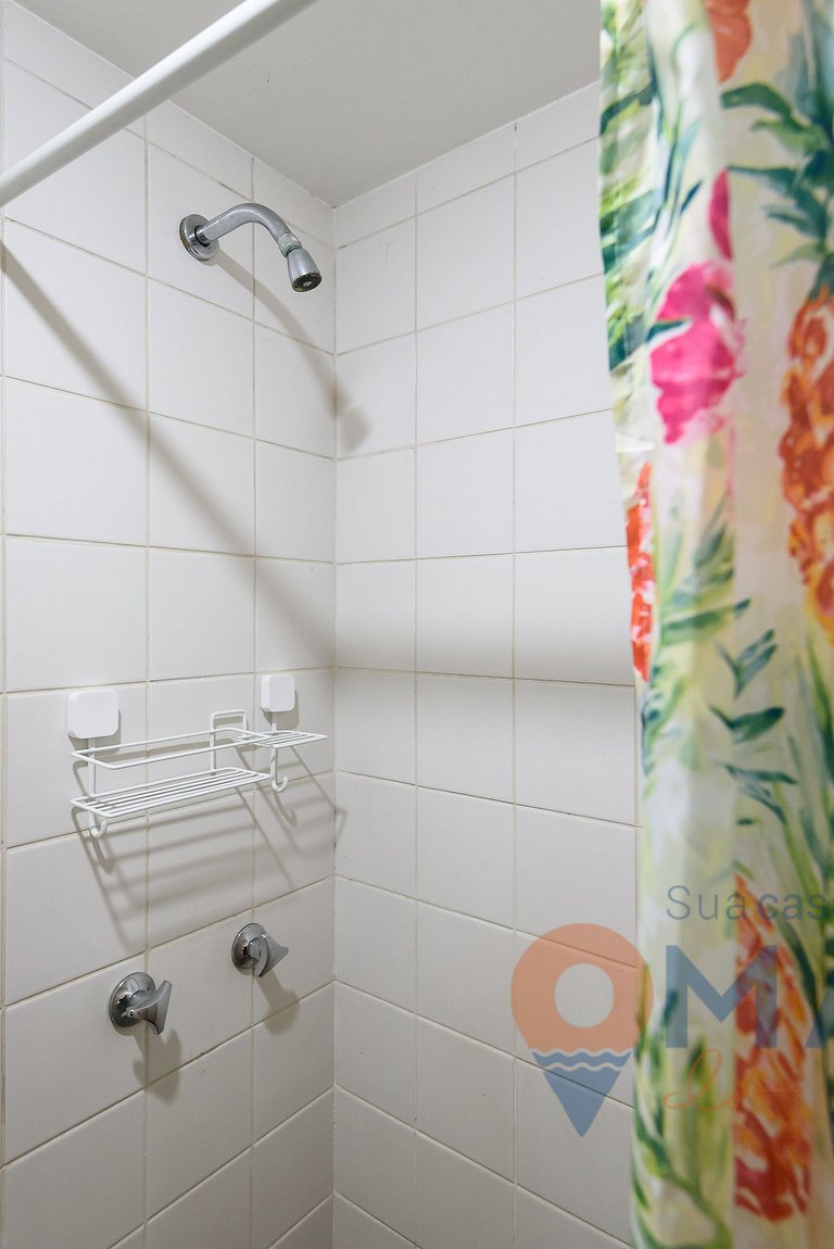 Botafogo Apt with Pool & Parking | BV 80/407
