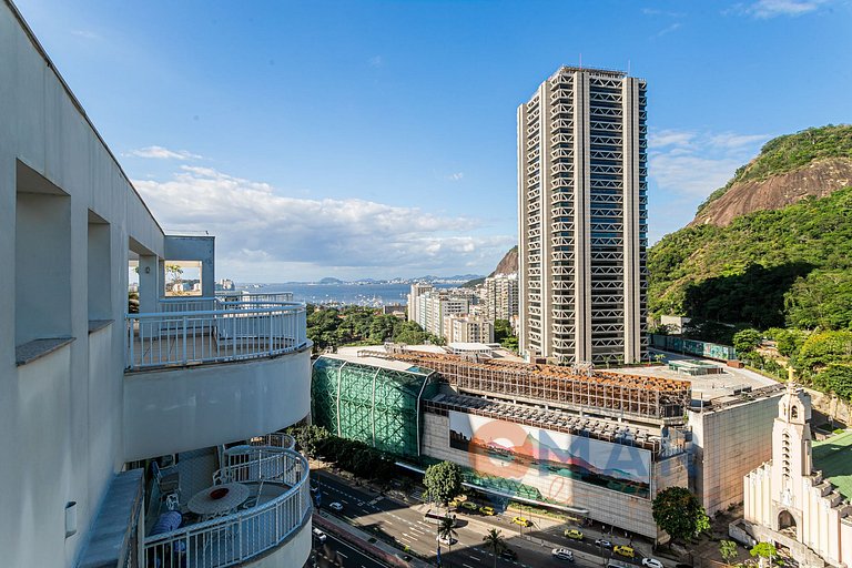 Apto em Botafogo com Piscina e Garagem| BV 80/ 407