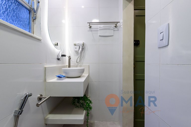 Estudio 4 min de la playa de Copacabana|RP195/1001