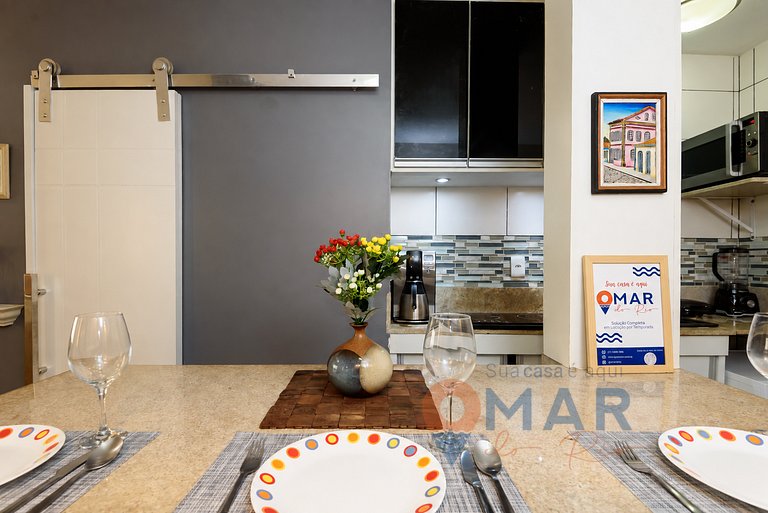 Studio 6 Min from Copacabana Beach | BR 502/420