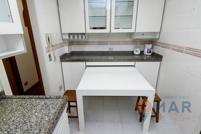 Amplo Apartamento 3Qtos no Leblon | GSM 300/701