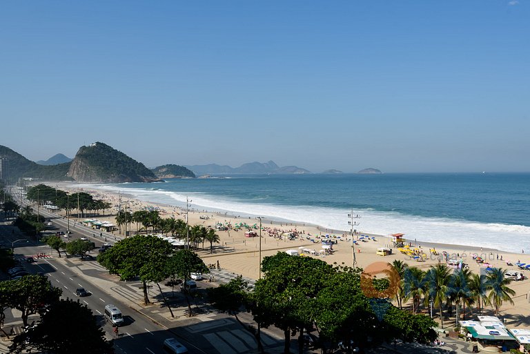 Apartamento de 2 dormitorios con vistas al mar en Copacabana