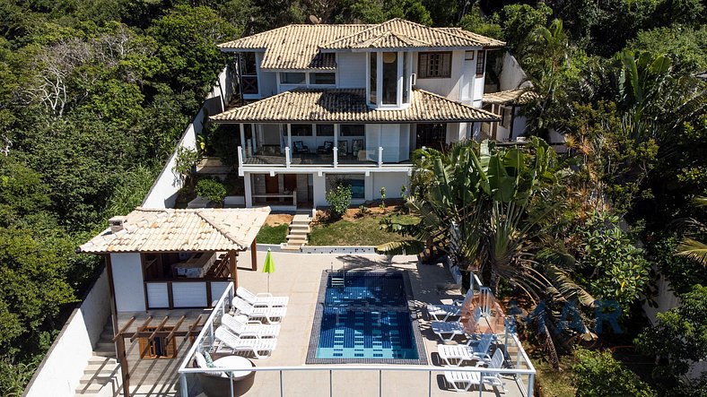 Casa Ayana | Mansión con piscina a 400m de Praia Brava