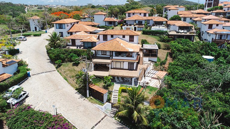 Casa de Praia c/ Área Goumert e 4 Suítes | CBR 11