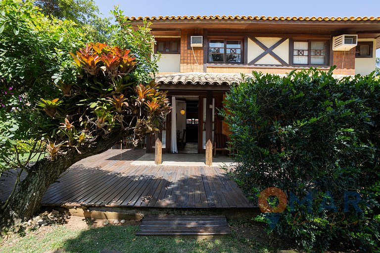 Casa en Búzios: 3 BDRs, Balcón y Garaje | VF 32