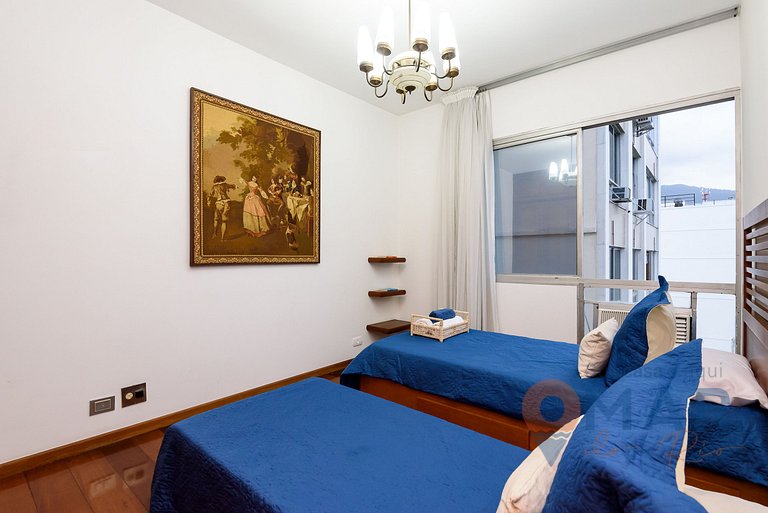Classic Apartment in Leblon for 7 people | GSM 300/701