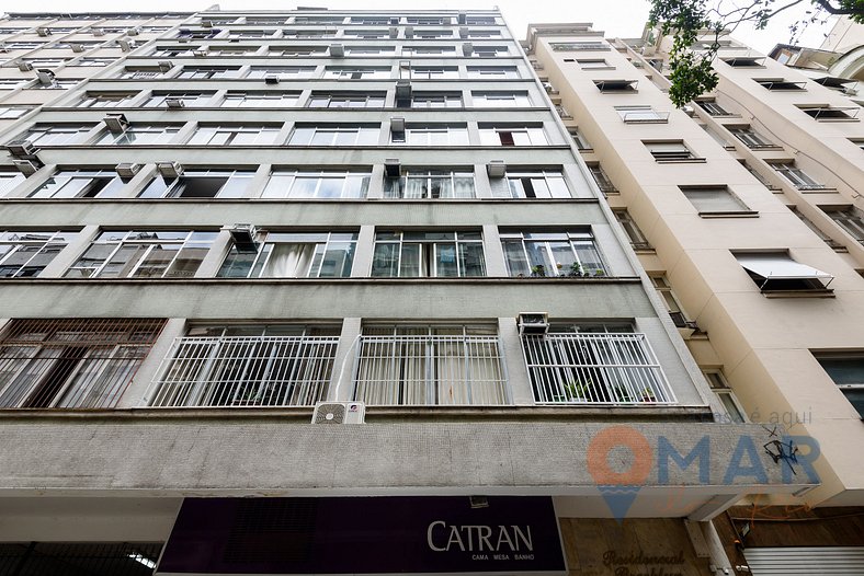 Flat a 200m da Praia de Copacabana | SC 86/712