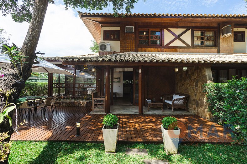 House in Búzios with 3 suites | VF 07