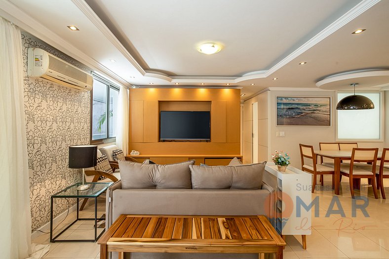 Modern 2-bedroom apartment with pool and garage | SC 357/405