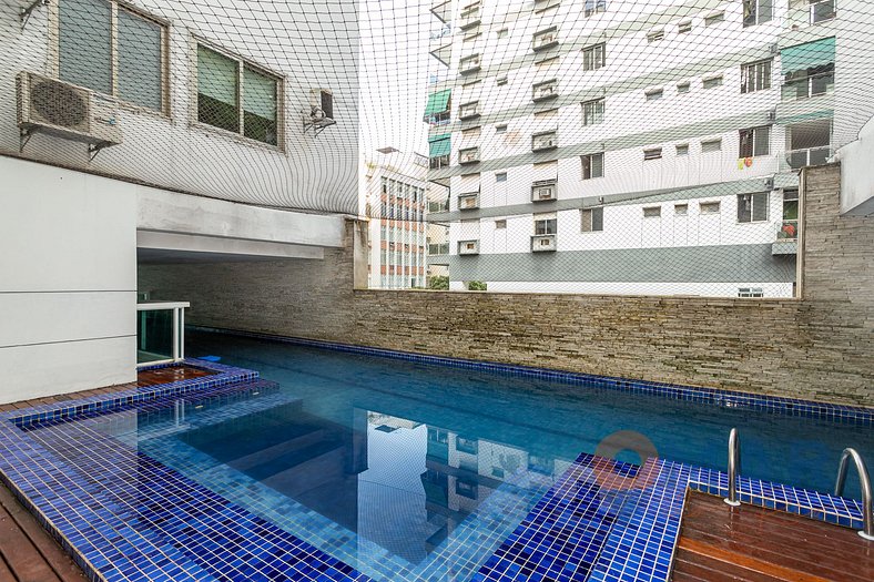 Modern 2-bedroom apartment with pool and garage | SC 357/405