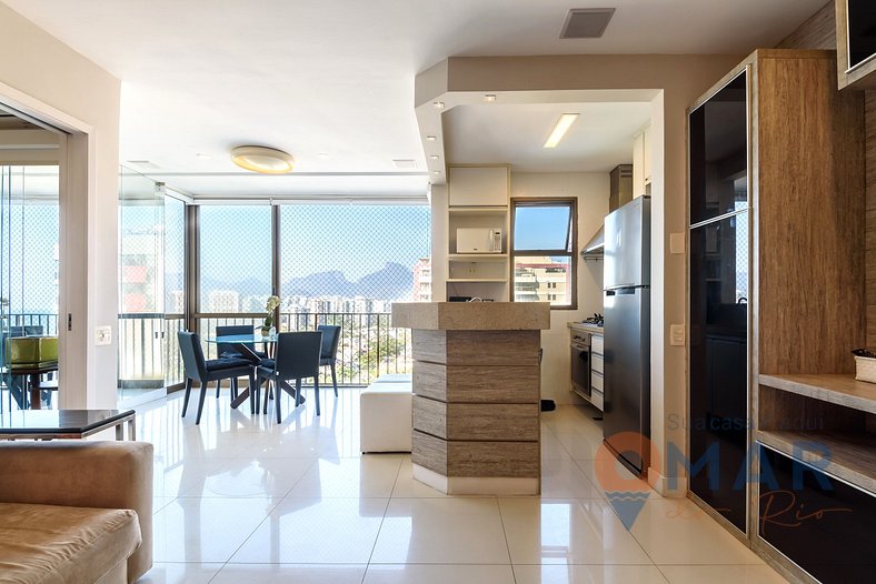 Modern 2-Bedroom w/ Sea View and Pool | LC 6250/1203