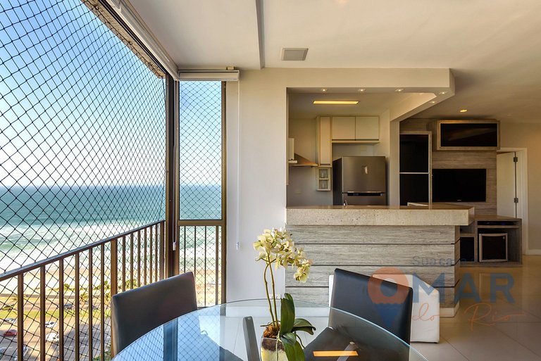 Modern 2-Bedroom w/ Sea View and Pool | LC 6250/1203