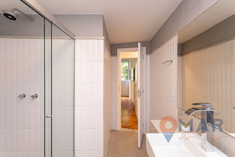 Modern 4 Bedrooms 650m from the Beach | NS 4/1003