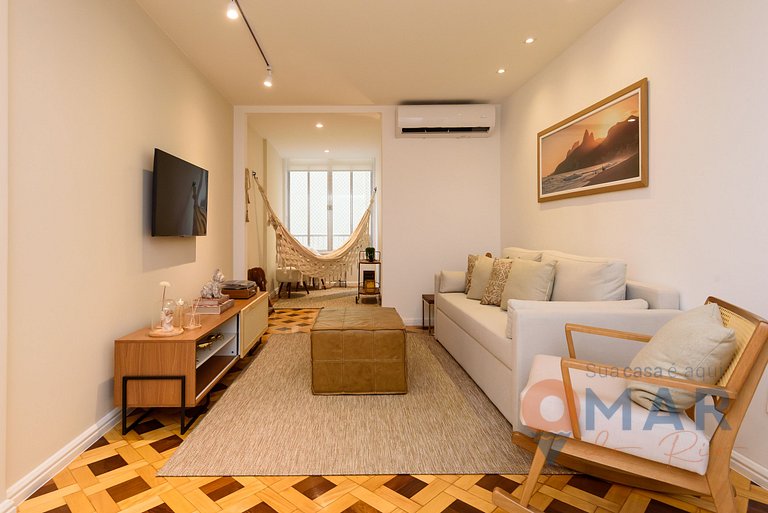 Moderno Apartamento de 2 Dormitorios con Garaje | XS 83/304