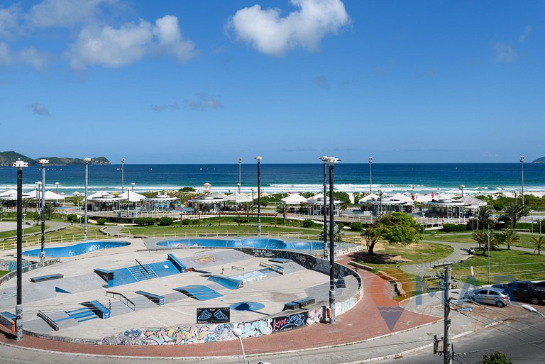 Omar do Rio Cabo Frio: Moderno 03Qtos Frente Mar na Praia do