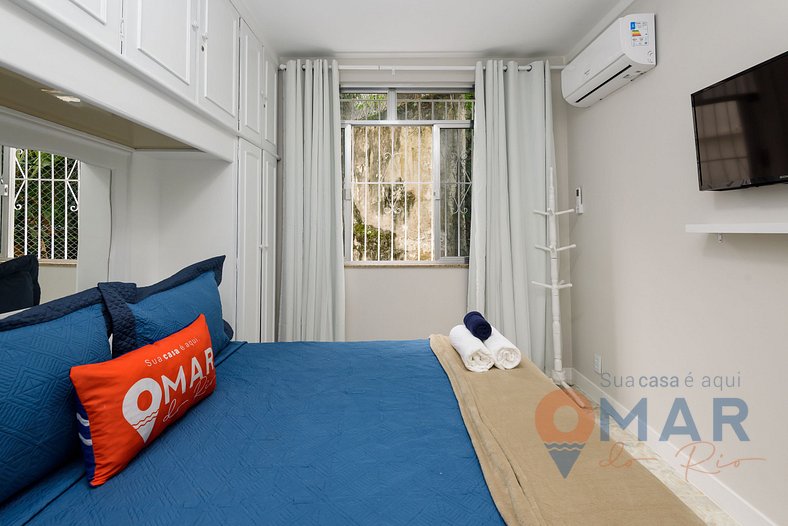 Peaceful Stay in Copacabana: 2 Bedrooms | TN 315/102