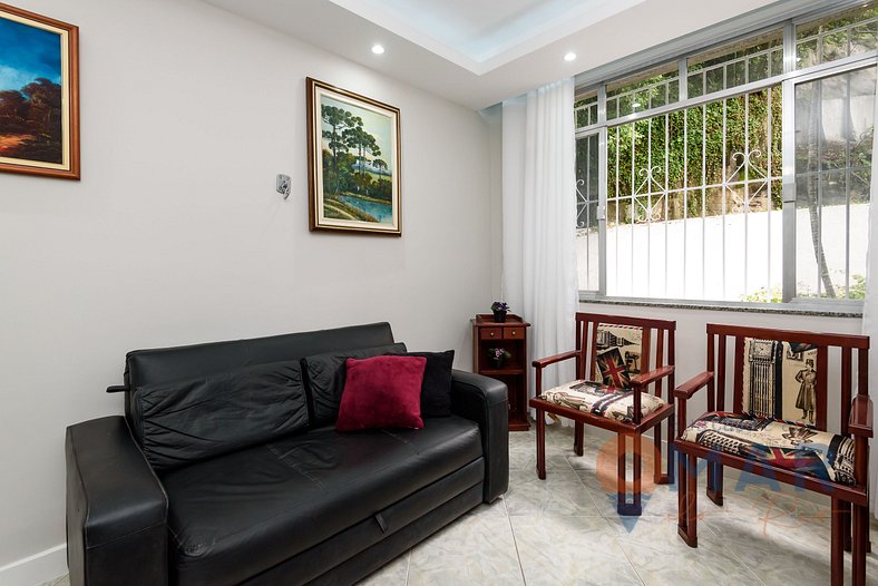 Peaceful Stay in Copacabana: 2 Bedrooms | TN 315/102