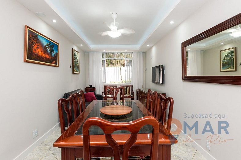 Peaceful Stay in Copacabana: 2 Bedrooms | TN 315/102