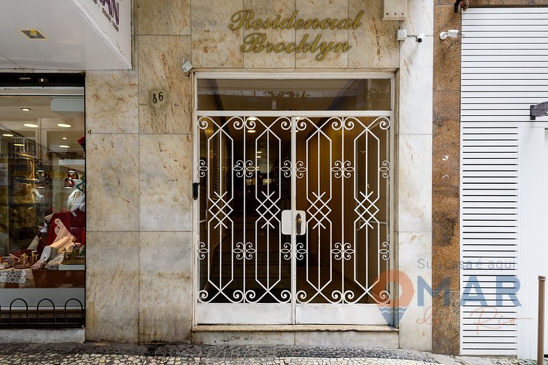 Piso a 200 metros de la playa de Copacabana | SC 86/712