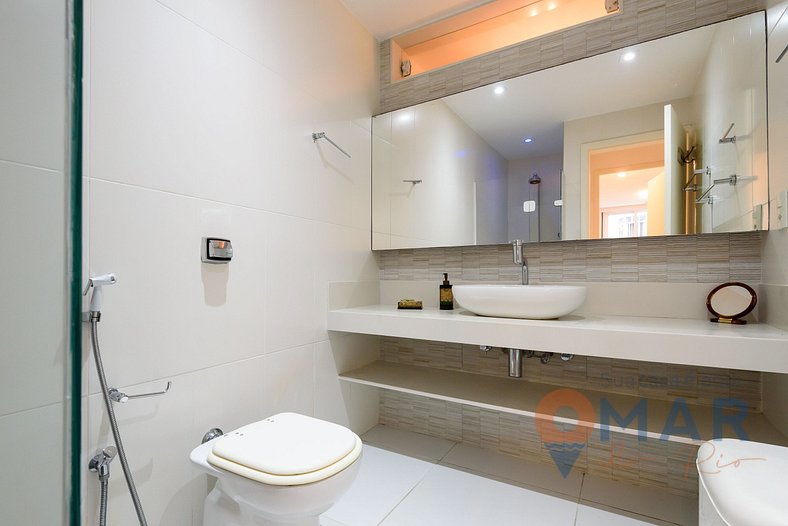 Quarto e Sala a 100m da Praia | BL 34/501