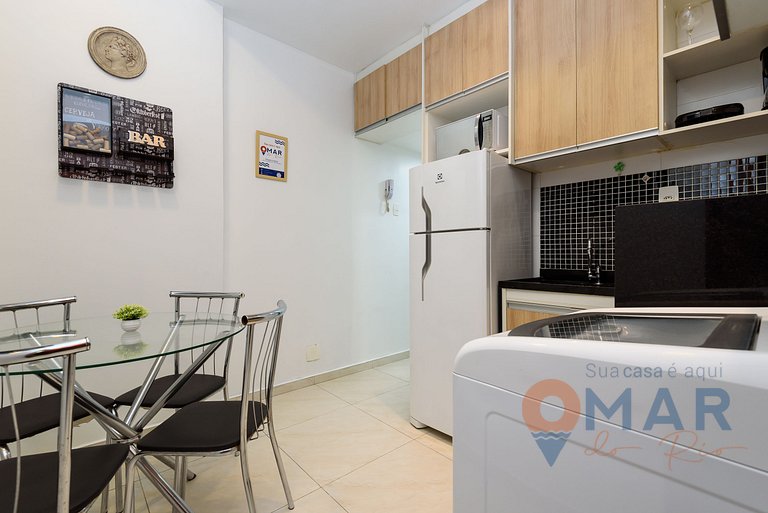 Refurbished studio 200m from Copacabana Beach