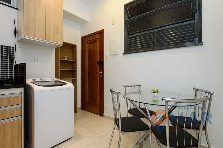 Refurbished studio 200m from Copacabana Beach