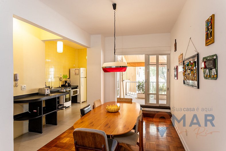 Spacious Apartment in Copacabana | CR 121/202