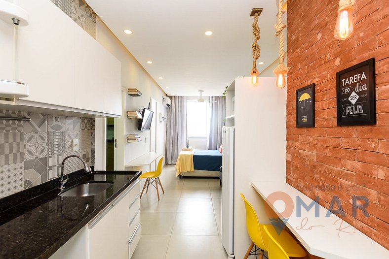 Studio Moderno a 650m da Praia | SQC 143/1516 A